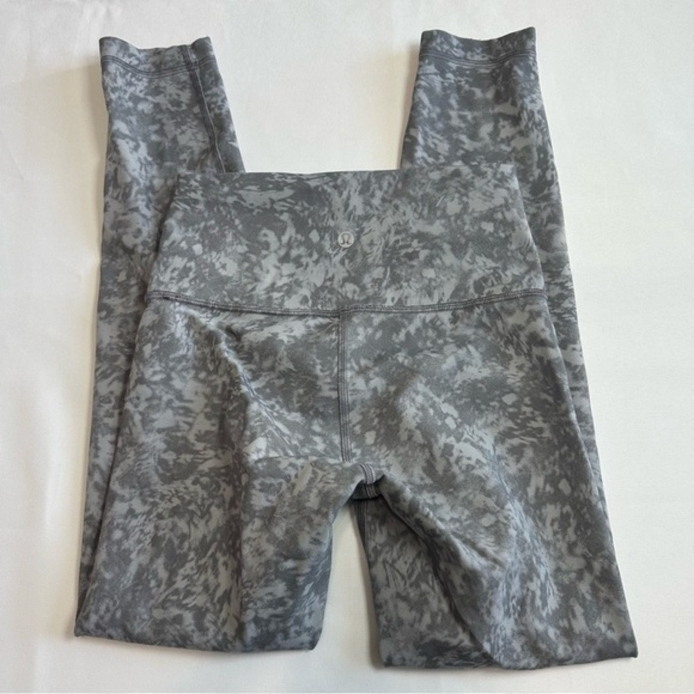 0323 - Lululemon Wunder Train High-Rise Tight 25" Size 4